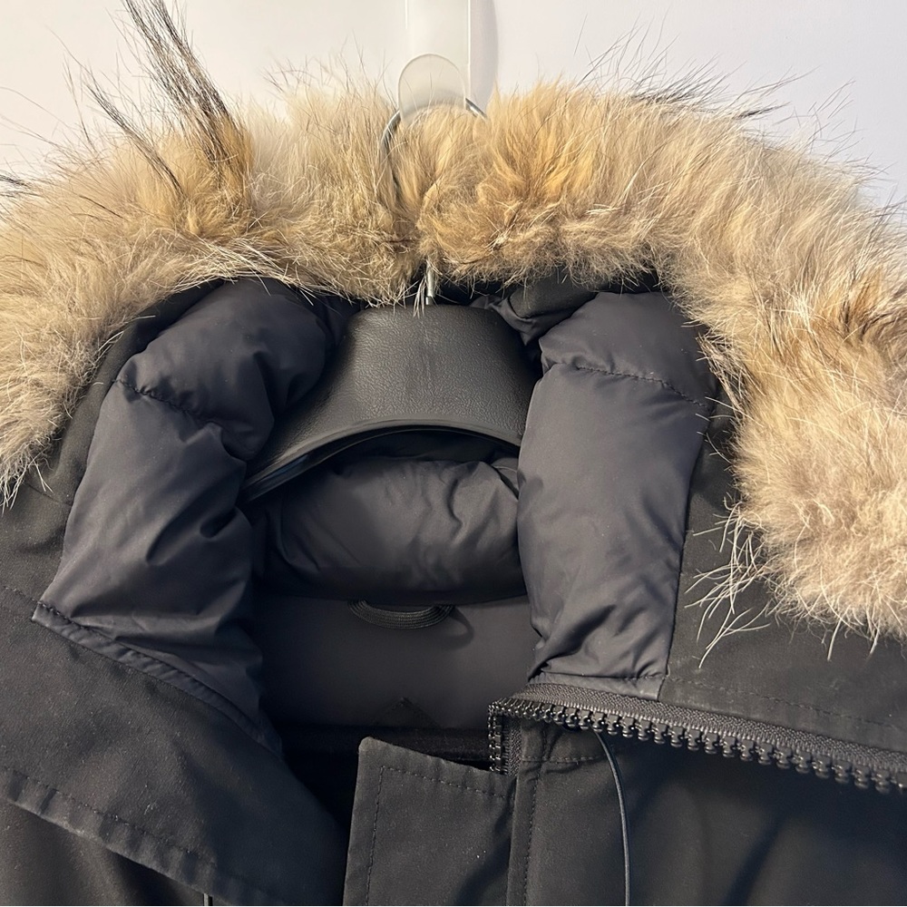 SOLD -Men’s XL Canada Goose Jacket